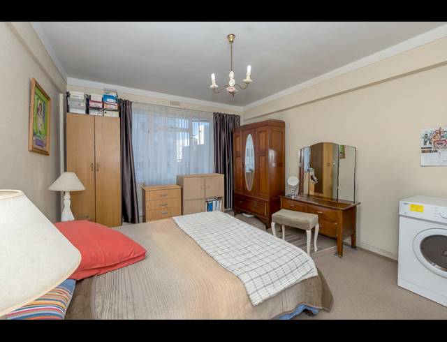 2 BEDROOM APARTMENT TO LET IN THREE ANCHOR BAY